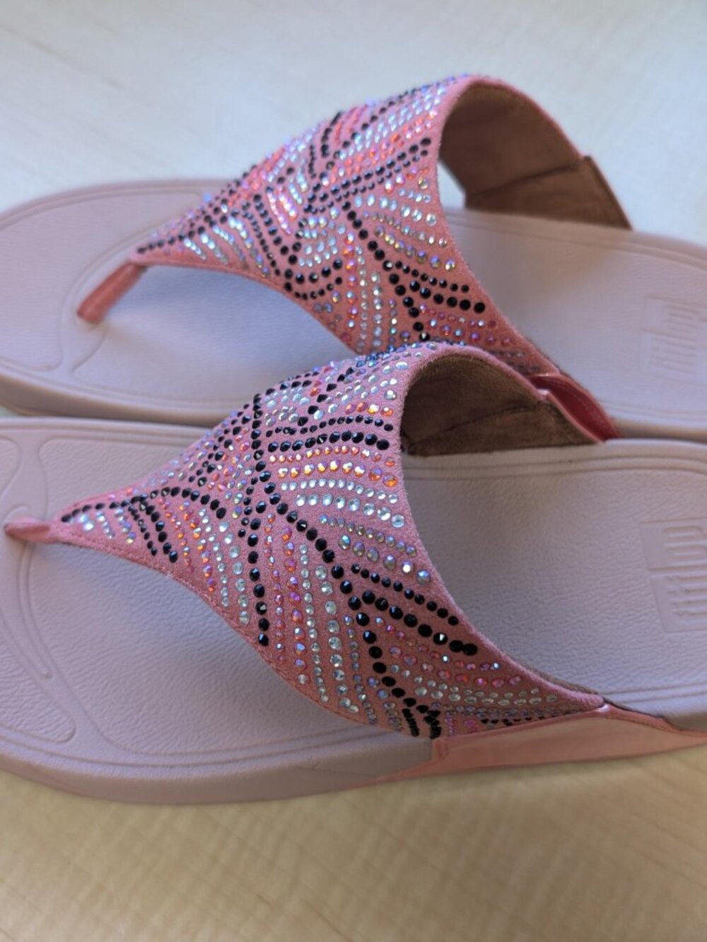 NIB Ladies Fitflop Thong Sandals Size 10
